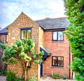 Large Home Near Soho Farmhouse, Blenheim & Oxford